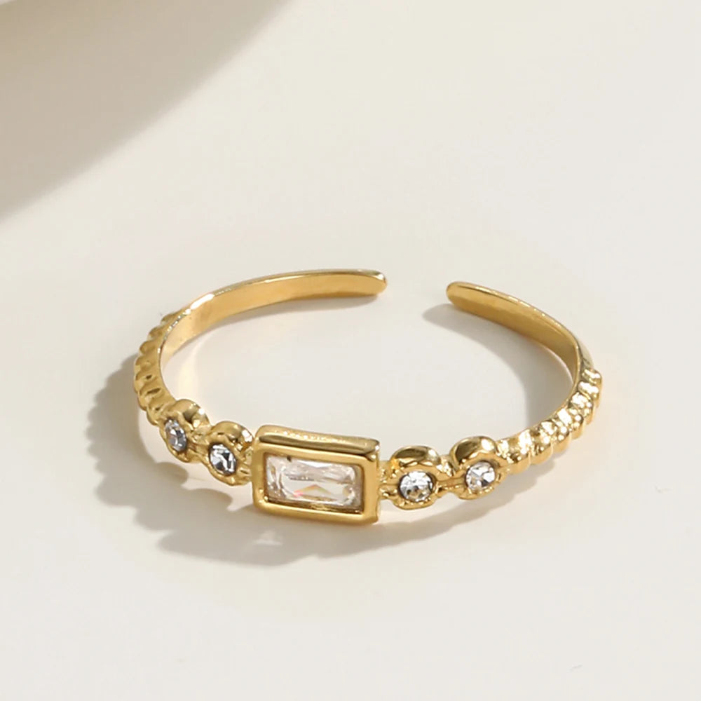 Luna Crystal Ring