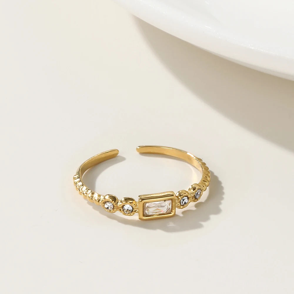 Luna Crystal Ring